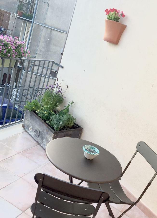 La Casa Di Ro Bed & Breakfast Петралия Сотана Екстериор снимка
